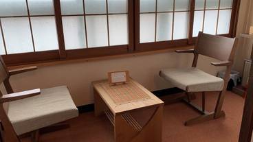 客室 / 27