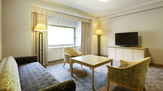 ジュニア スイート