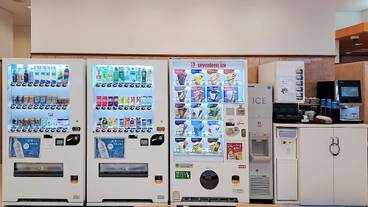 自動販売機 / 3