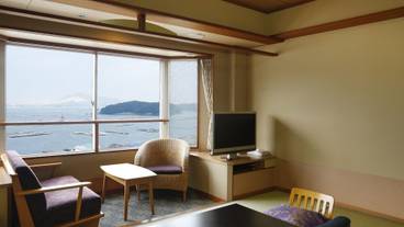 本館和室　伊勢湾の眺め / 20