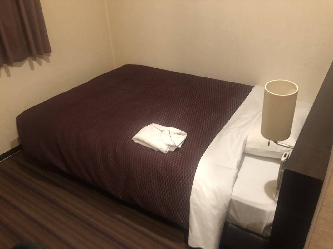 ベッドはふかふか。