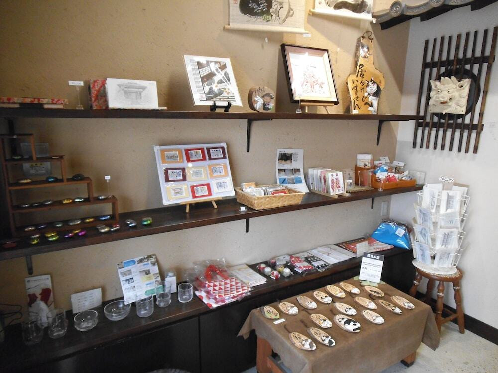 チェックイン / チェックアウト キオスク