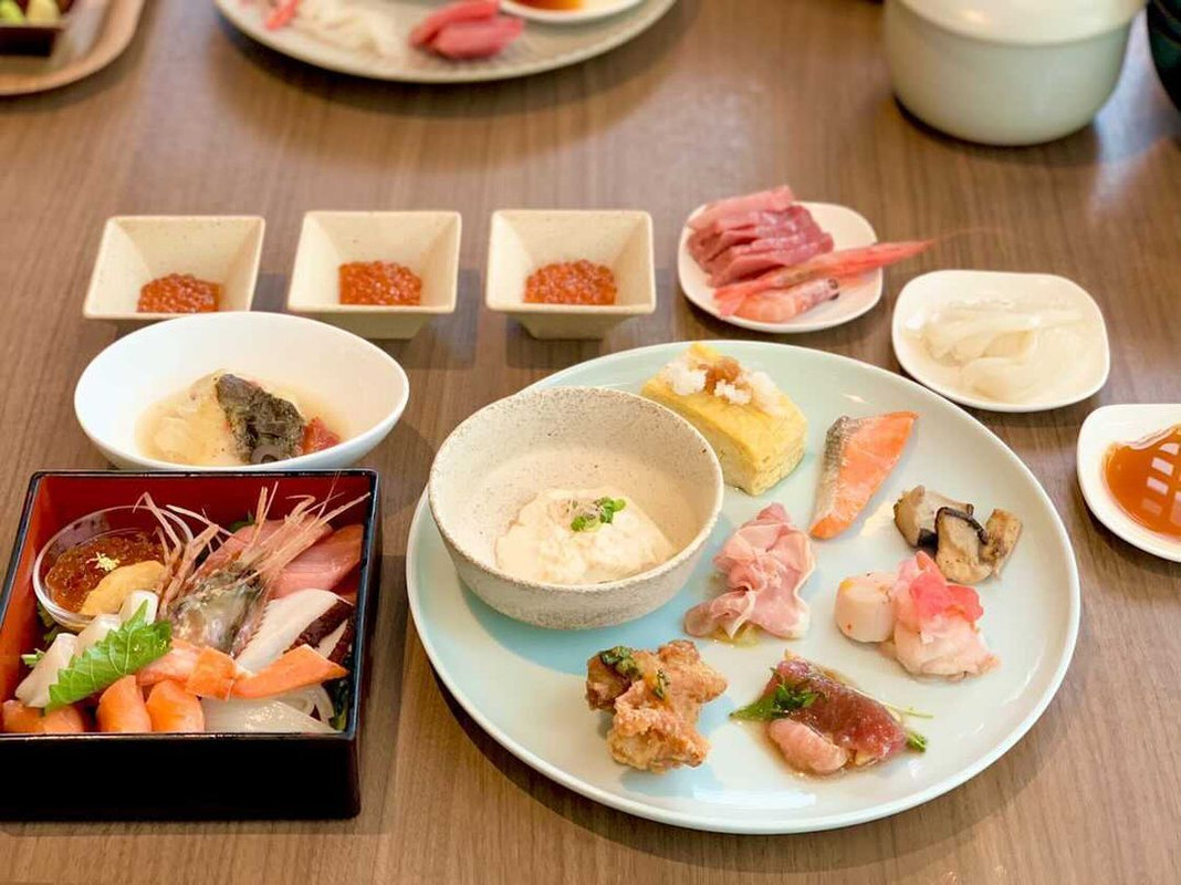 朝食は豪華すぎるバイキング