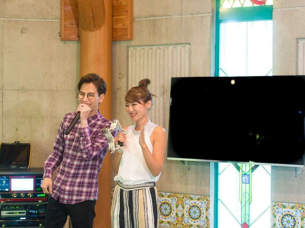 カラオケ ルーム