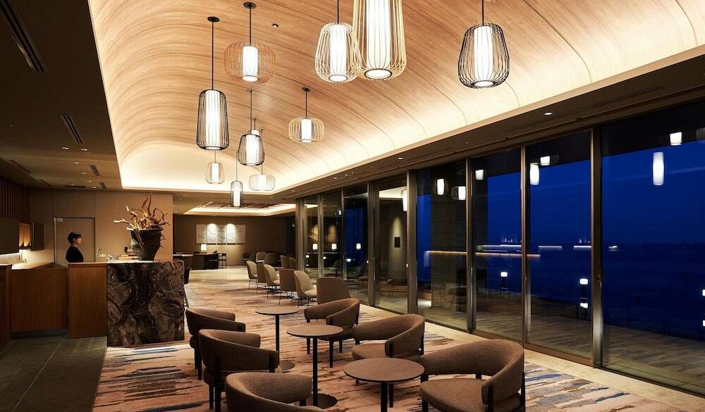 ラウンジ 間(夜) / 2