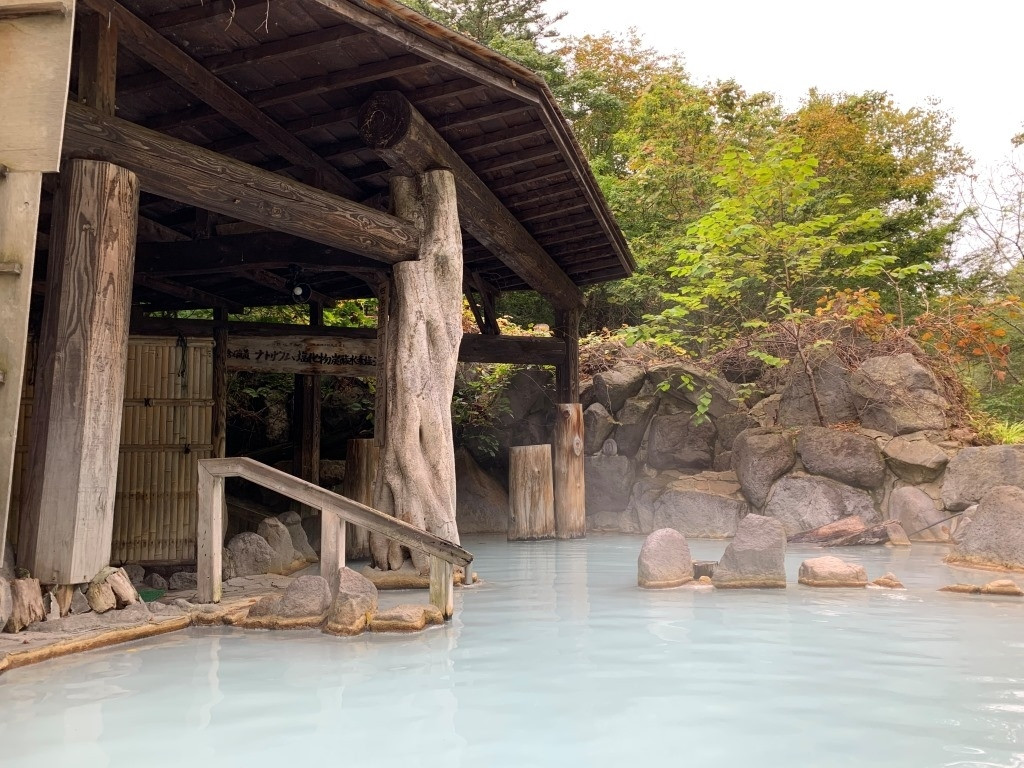 効能豊かな「にごり湯」でプチ湯治を満喫♪3848624