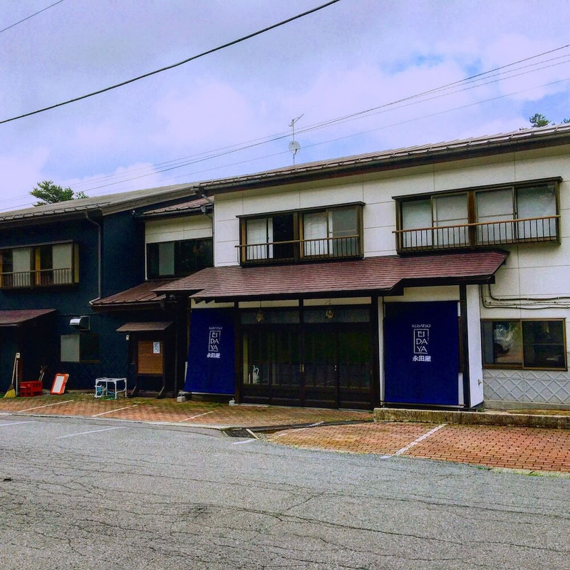 施設の正面