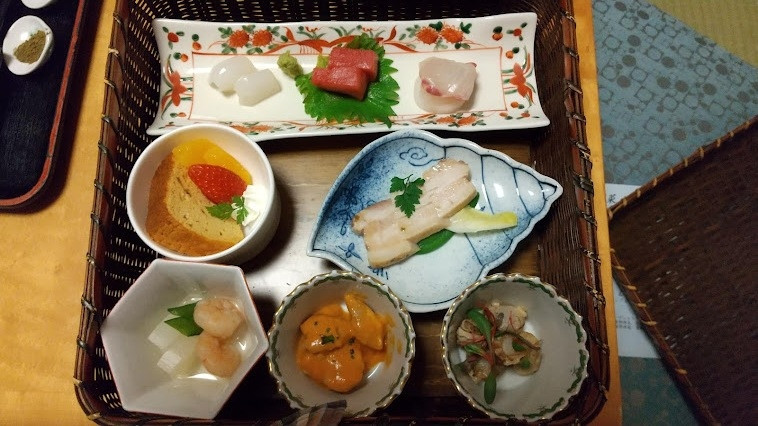 鰻重セットのオードブルや刺身は旨い、鰻重とセットで7700円