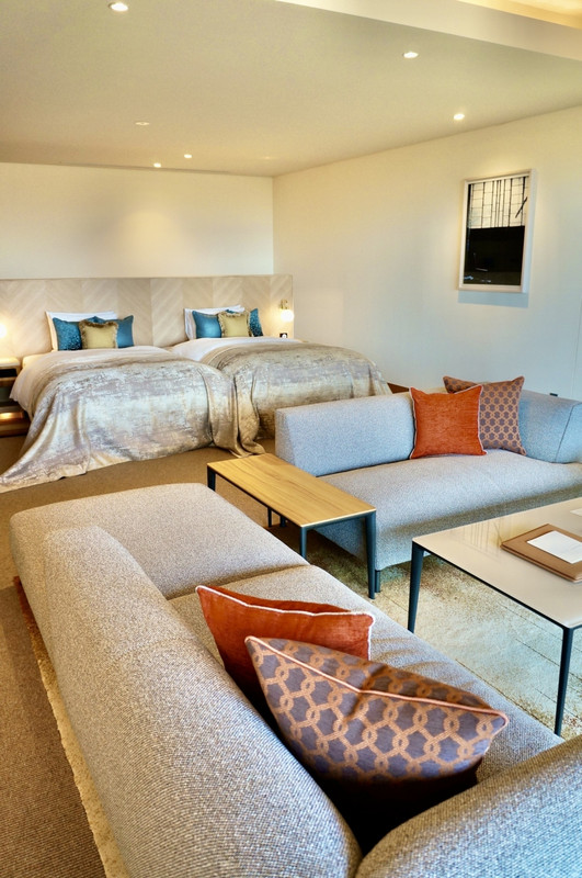 底カテでしたが、広々の客室