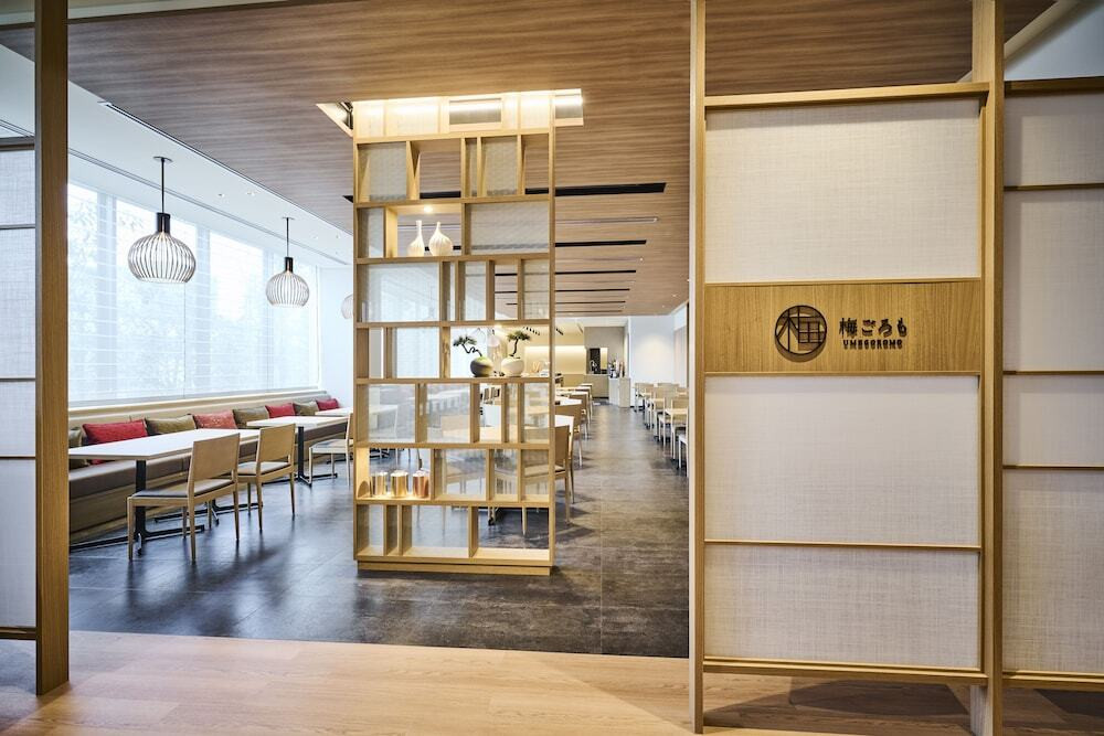 レストラン