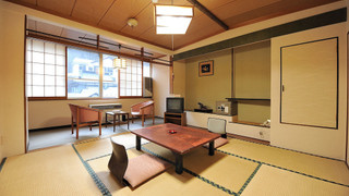 別館 和室 ８畳 喫煙可 トイレ付