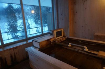 銀山温泉で雪見風呂ならこのお宿：「仙峡の宿　銀山荘」960651