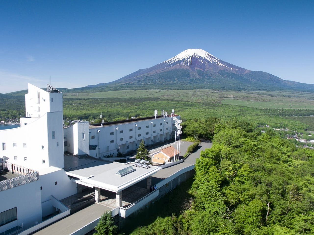 富士山あり、温泉あり、美食あり。「ホテルマウント富士」2416970