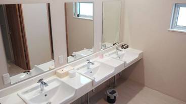 共用バスルーム / 13