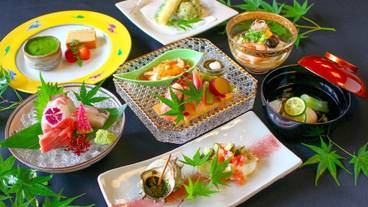 食事・飲み物 / 1