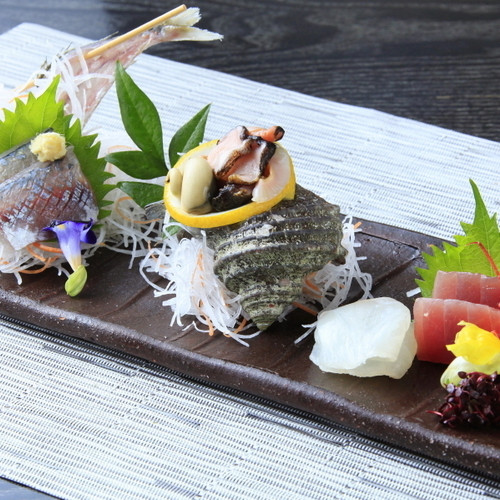 和モダンで愉しむ西伊豆ダイニング 西伊豆 今宵（ワモダンデタノシムニシイズダイニング ニシイズ コヨイ） / 4