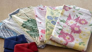 色浴衣の貸出しサービス / 1