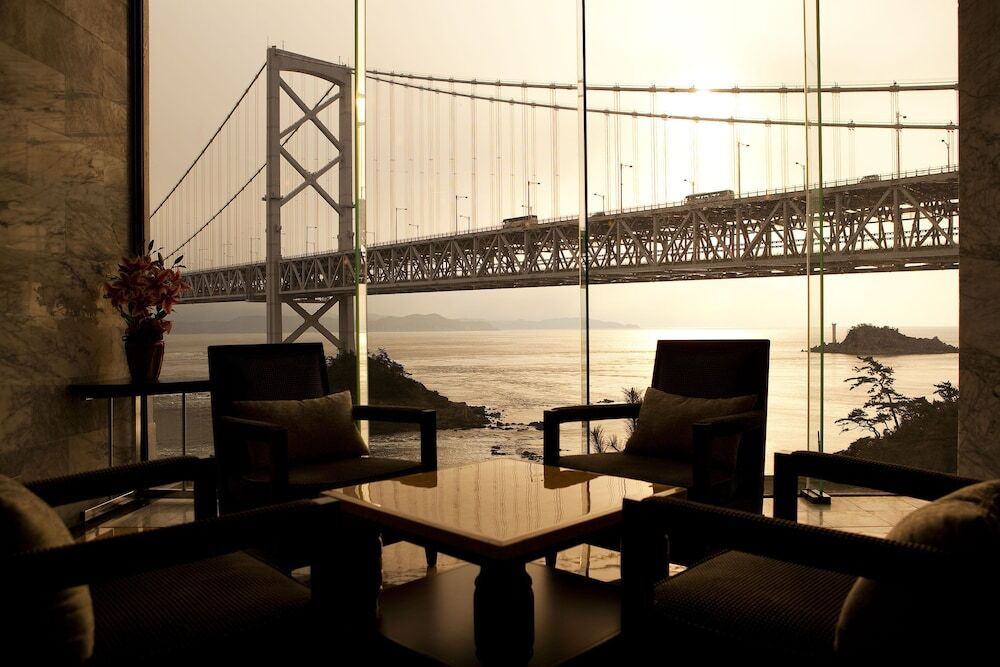 ロビー応接スペース