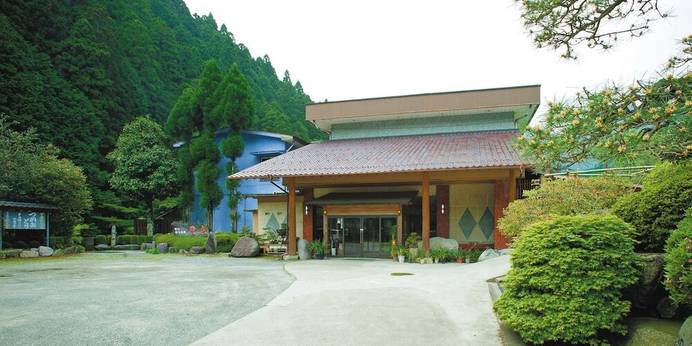 囲炉裏の宿 豊楽（兵庫県 旅館） / 1