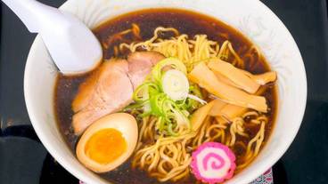 食事・飲み物 / 11