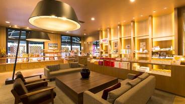 ロビーラウンジ / 6