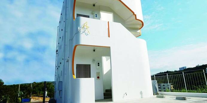 Chulax 沖縄読谷 デザイナーズコンドミニアムホテル(沖縄県 旅館) / 1