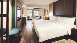 スタンダード ルーム キングベッド 1 台 リバービュー (with View Bath)