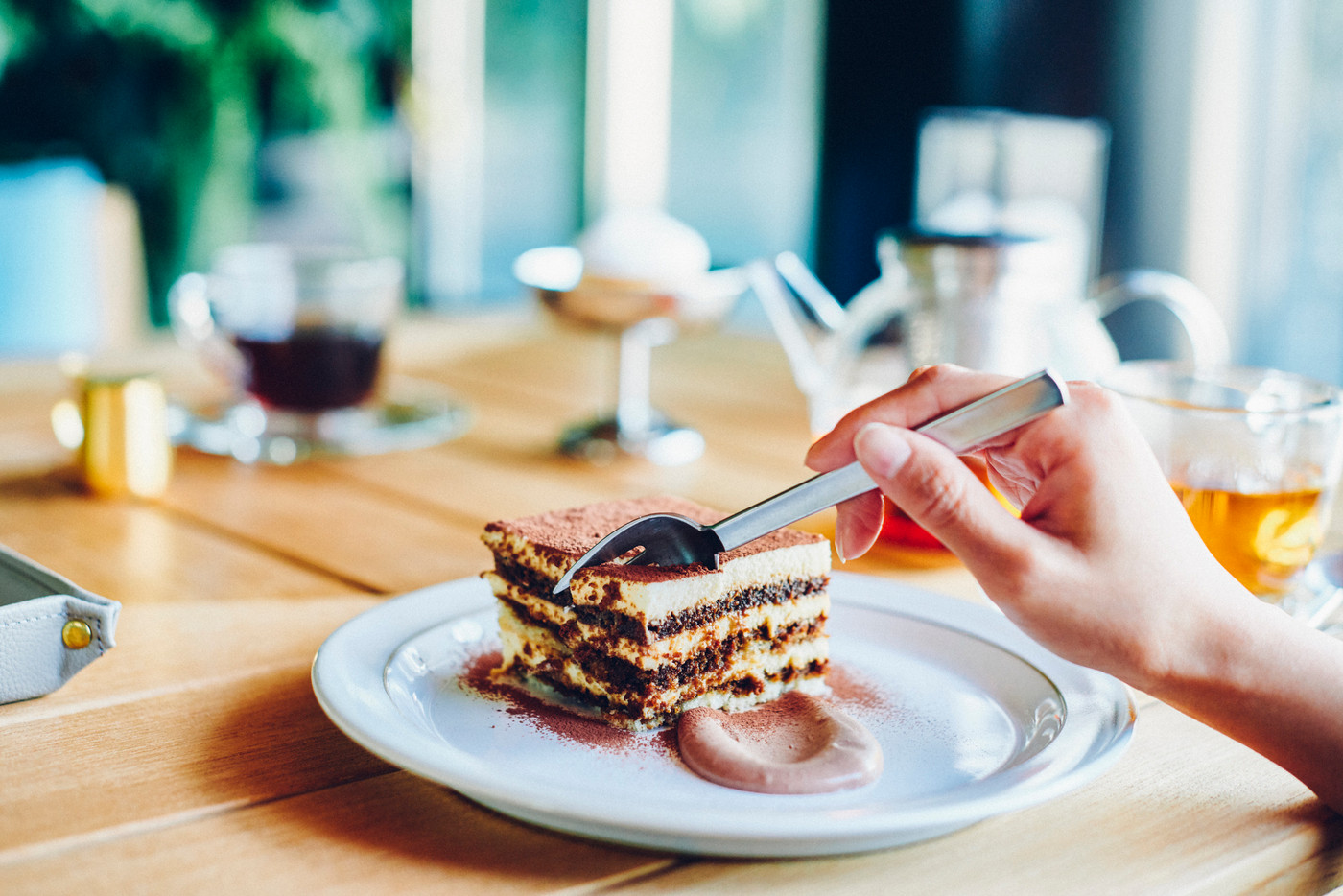 全身を解放してくつろげる上質なお部屋1983752