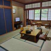 奥鬼怒温泉 加仁湯（かにゆ）（栃木県 リゾートホテル） / 2