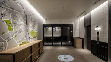 エレベーターホール(2) / 11