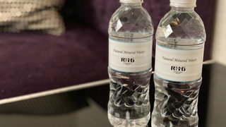 スーペリアダブル:禁煙 (ベッド幅180 cm) (0-11歳 食事・布団なし)