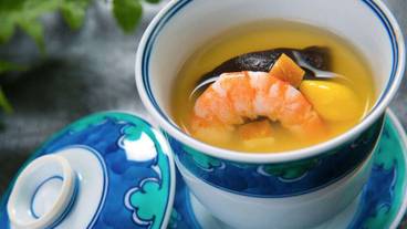 食事・飲み物 / 32