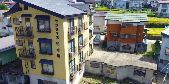 サンライズ明治屋（長野県 旅館） / 1