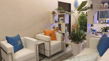 ロビー応接スペース / 6