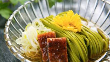 食事・飲み物 / 19