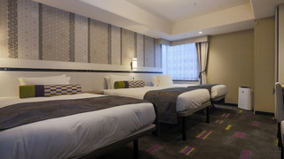 コーナーツインルーム＋エキストラベッド（禁煙）26平米