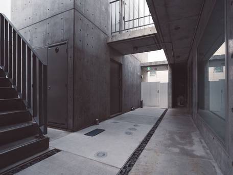 bmj Shinjuku Okubo / 3