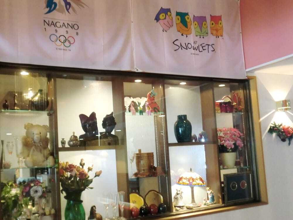 ロビーラウンジ