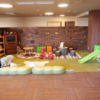 温泉付き客室やプレイコーナーなど、子連れにやさしいホテル3490721