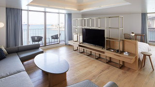 アンテルームスイート（ダブルベッド2台・ソファベッド2台）