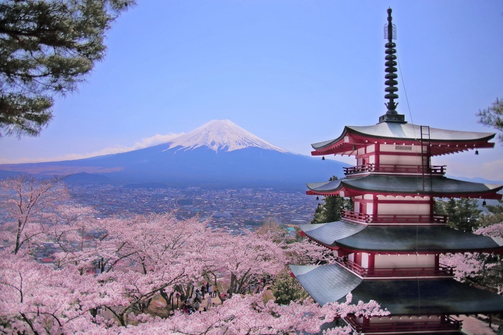富士山の開運パワーで運気アップ！「富士吉田市エリア」2142361