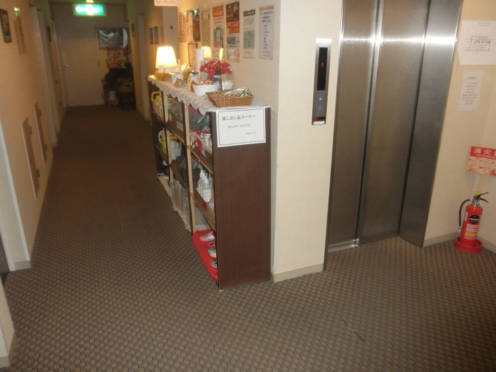 ロビーラウンジ