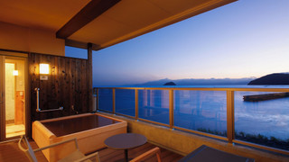 デラックス ルーム 専用バスルーム レイクビュー