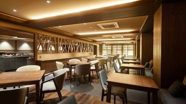 大池ホテル 2階レストラン / 3