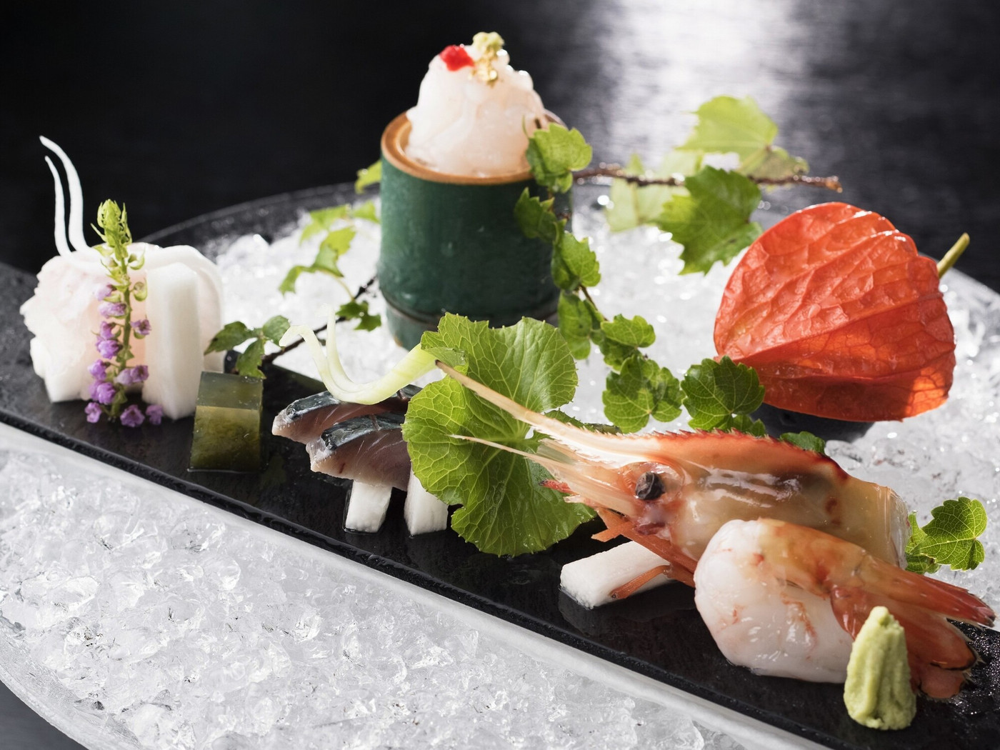 美術館のような気品が漂う空間で、絶景と富山の恵みを楽しめるお宿3427537