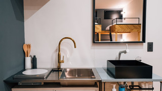 デラックス スタジオ ベッド (複数台) 簡易キッチン