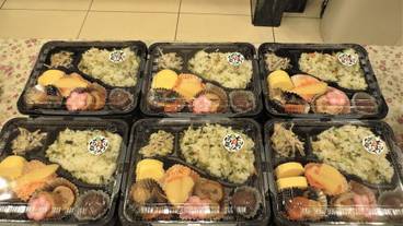 食事・飲み物 / 1