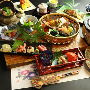 静かな森の中に点在する離れのお宿3521640