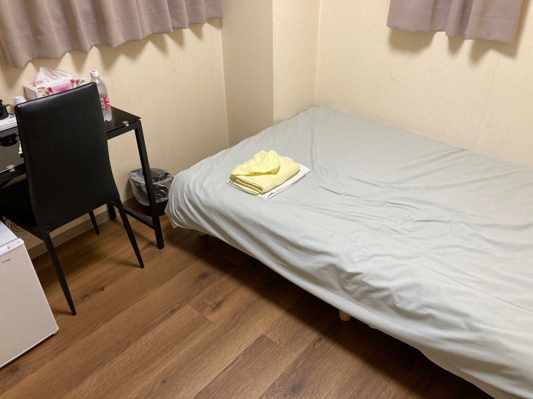 シングル洋室①