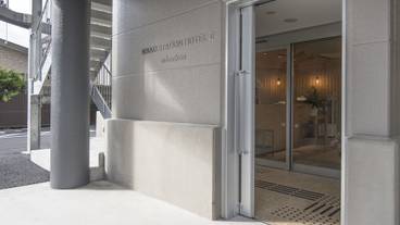 施設の入り口 / 5